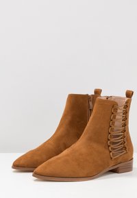 RAID Bottines à lacets - tan