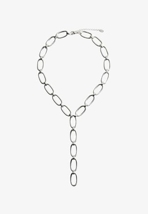 Collier en chaîne argentée avec des maillons ovales allongés, incluant une gouttière centrale formée en Y et un fermoir ajustable.