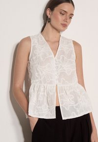 Επιλέχθηκε, white