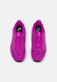 ASICS GEL-KAYANO 31 - Hardloopschoenen voor op de weg - bold magenta/purple spectrum