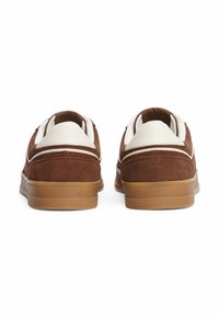 Tommy Jeans THE GREENWICH brązowy