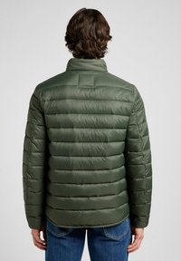 Lee PUFFER - REGULAR FIT - Vinterjacka - olive gray