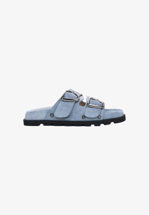 ESTRO, Pantolette flach - ligth blue