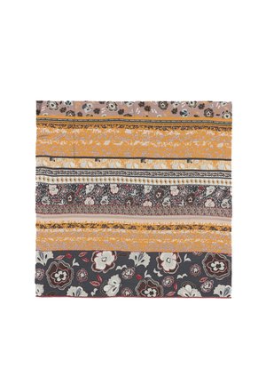Tissu carré à rayures horizontales avec des motifs floraux et abstraits dans des tons de rose pâle, jaune moutarde, noir, blanc et rouge.