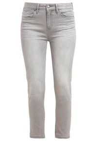 Jeans de mezclilla gris con un corte slim, diseño de cinco bolsillos, cierre frontal con botón y ligero desgastado. Textura suave y corte recto.