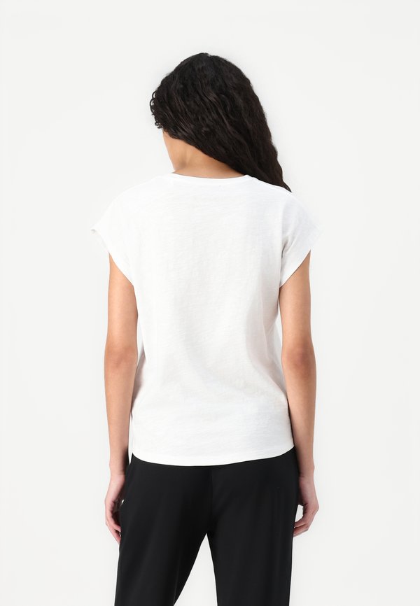 ROYCE - Print T-shirt3