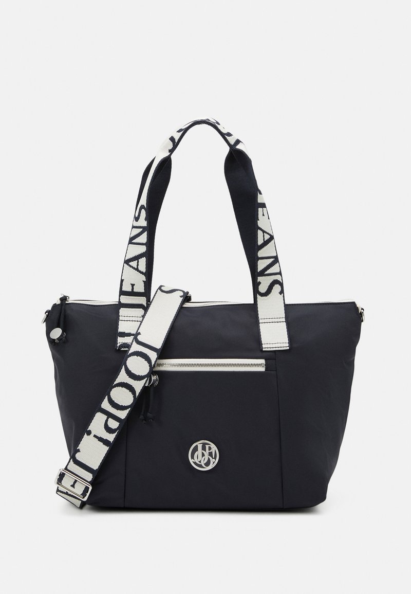 Borsa a tracolla nera in nylon con manici doppi e tracolla regolabile, dotata di una tasca frontale con zip e dettaglio del logo. Cinghie testurizzate con branding.