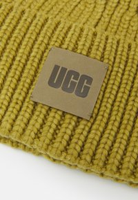 UGG CHUNKY BEANIE UNISEX - Gorro - bamboo green