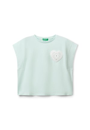 WITH MACRAMÉ PATCH  - Top - green