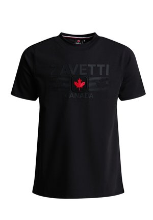 Musta lyhythihainen t-paita, jossa teksti "ZAVETTI CANADA" ja punainen vaahteranlehti-rintamerkki rinnan keskellä.
