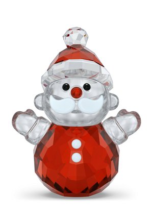 Figurine de Père Noël en cristal clair avec chapeau rouge, corps rond, moustache blanche, nez rouge, yeux noirs et bras levés gantés de cristal sur fond blanc.