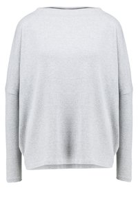 Hellgrauer, übergroßer Pullover mit weitem Bootsausschnitt, langen, herunterfallenden Ärmeln und einem weichen, strukturierten Stoff. Keine sichtbaren Muster oder Akzente.