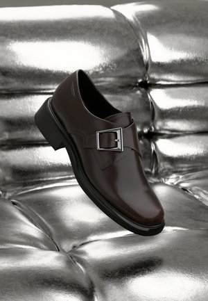 Vagabond ELLIS - Loafers - chocolate