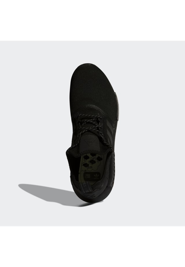 PHARRELL WILLIAMS NMD_R1 - Sneaker low - core black