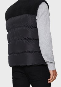 Threadbare Weste - black