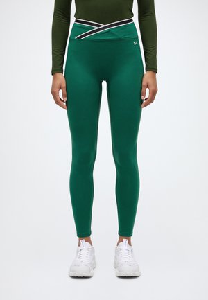 Under Armour, Клин - campus ivy/black/summit white