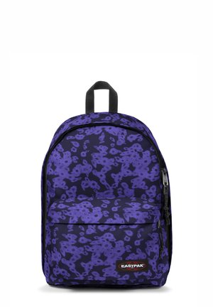 OUT OF OFFICE - Tagesrucksack - flower swift purple