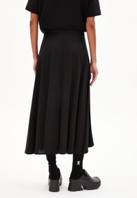 ARMEDANGELS ILENIAA LARAA - Gonna a campana - black