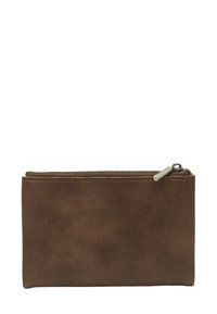 Pochette rectangulaire en cuir marron avec un tirette en métal le long du bord supérieur sur un fond blanc.
