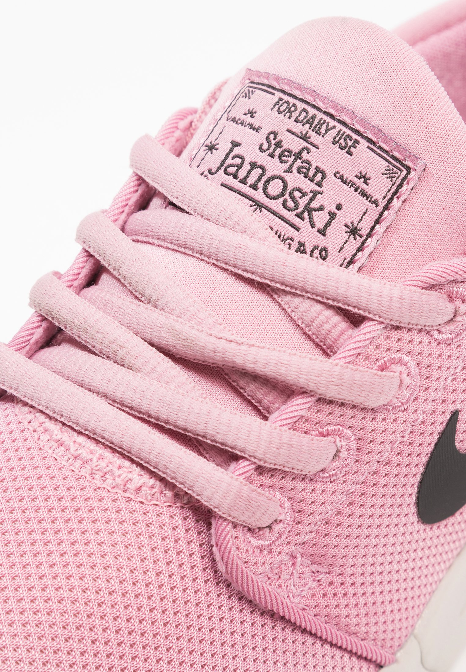 stefan janoski rose