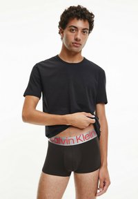 Calvin Klein Underwear LOW RISE TRUNK 3 PACK CKR STEEL MICRO - Uske bokserice - black