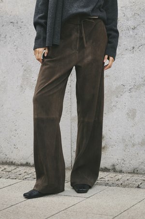 KBBIRDIE LEATHER PANTS - Kožne hlače - bracken