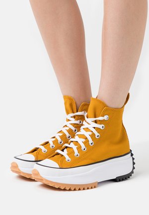 Baskets montantes - yellow