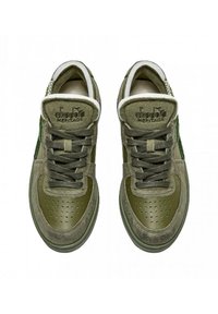 Diadora BASKET ROW CUT TERRY - Sneaker low - verde
