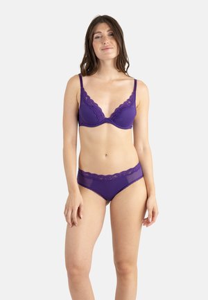 BROOKLYN STRING - Slip - violet