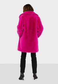 LOLA CASADEMUNT Cappotto invernale - fuchsia
