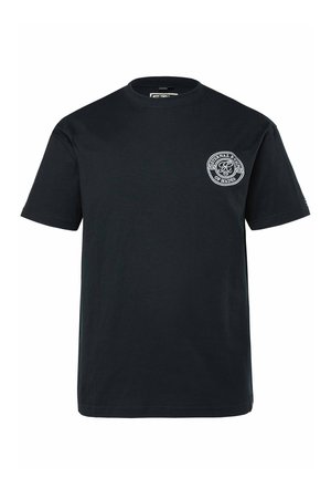 Zwart T-shirt met korte mouwen en ronde hals, met een klein wit cirkelvormig logo op de linkerborst met de tekst "Eternal Reign of Hades."