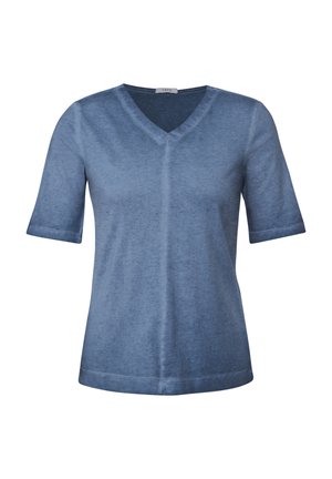 T-shirt bleu à manches courtes en V, fabriqué en tissu doux avec une texture lisse, présentant une couture centrale et des détails de couture subtils.