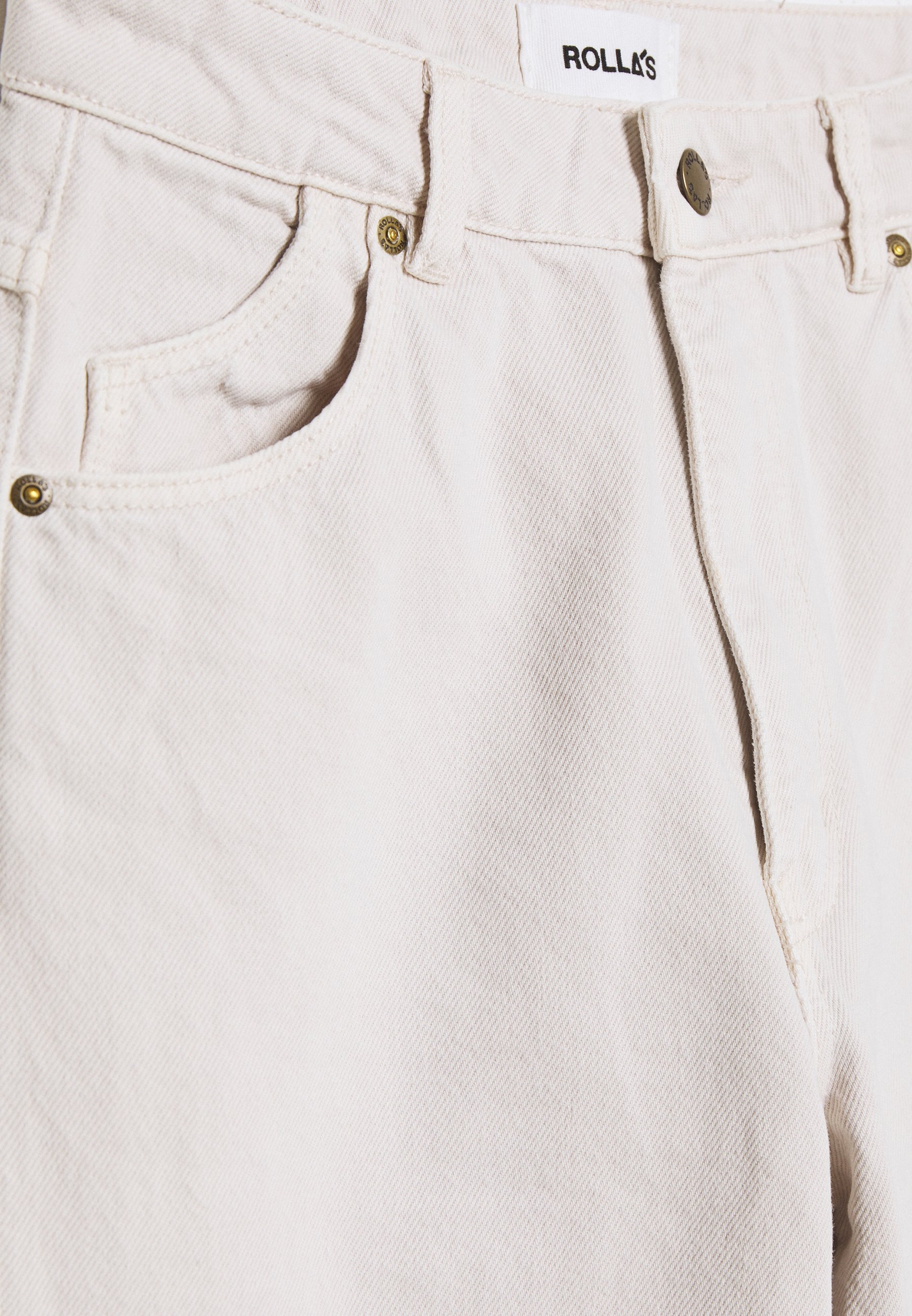 Straight leg jeans 
