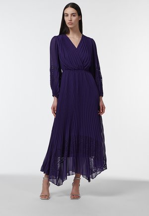 Leem, Robe longue - purple