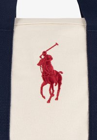 Polo Ralph Lauren PLAYER TOTE UNISEX - Shoppingväska - white/newport navy