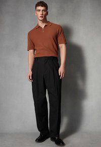 Next SHORT SLEEVE BUBBLE ZIP -REGULAR FIT - Piké - red