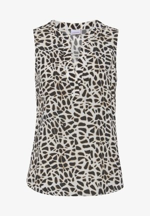 Bezrukávový top v bílé barvě s nepravidelným zvířecím potiskem v černé a béžové barvě. Má výstřih ve tvaru výřez a volný střih.