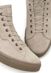 Elbsand Enkelkaarsjes - helltaupe