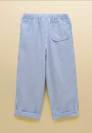 Niebiesko-białe spodnie w pionowe paski z elastycznym pasem, podwiniętymi mankietami i małą naszywaną kieszonką po prawej stronie.