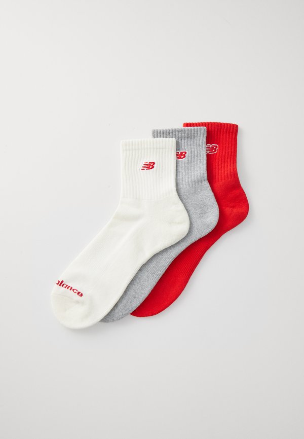 PATCH LOGO ANKLE UNISEX 3 PACK - Socks
