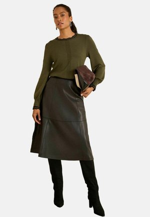 REGULAR FIT - Sweter