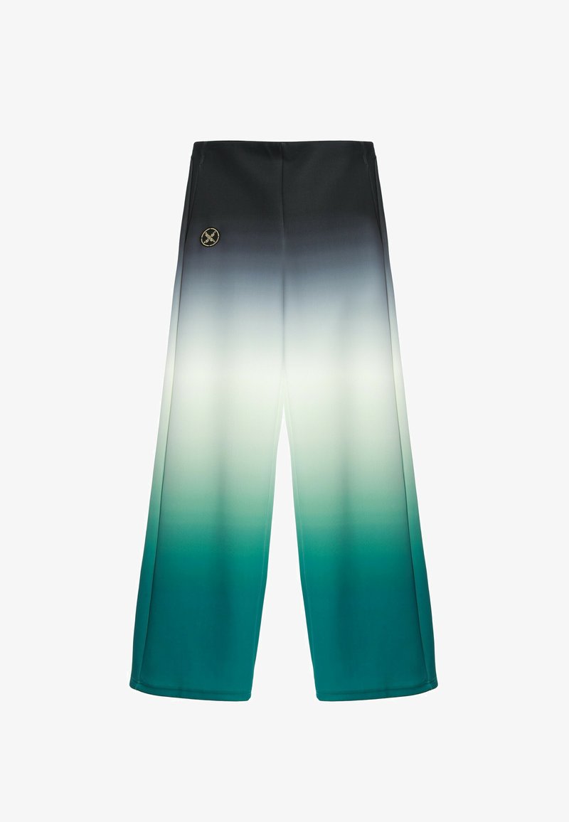 Pantalones de pierna ancha con colores degradados que van del negro al blanco y al teal, con un pequeño logo bordado redondo en la parte superior izquierda.