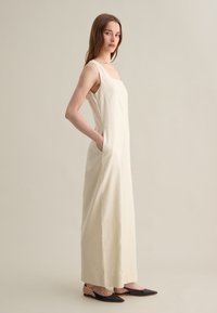 PIOMBO Tuta jumpsuit - beige