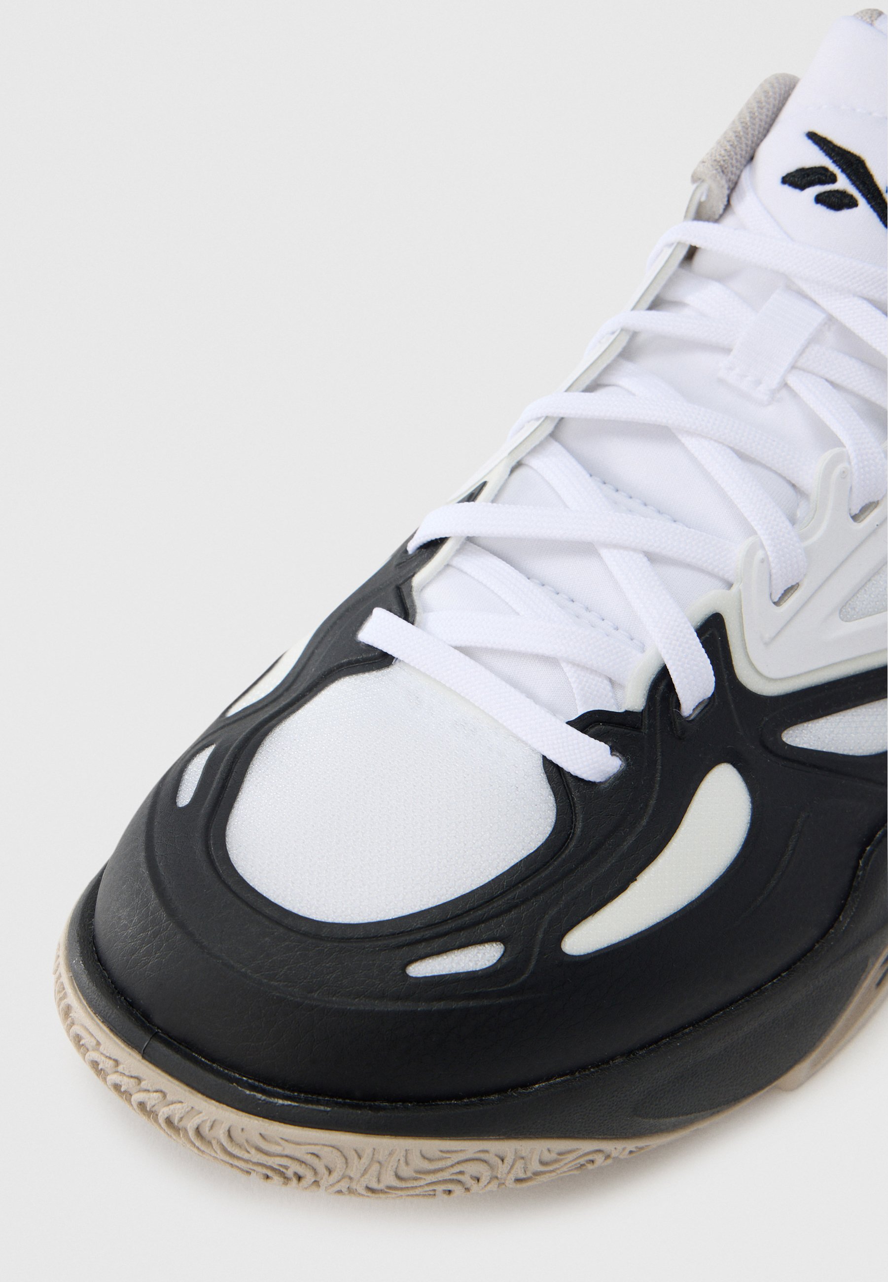black and white reebok basketball shoes