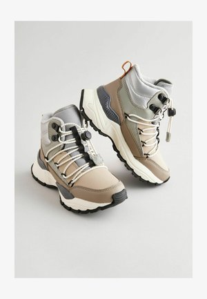 Next, REGULAR FIT - Bottines à lacets - grey