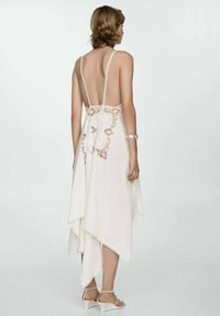 Mango Cocktailjurk - off-white