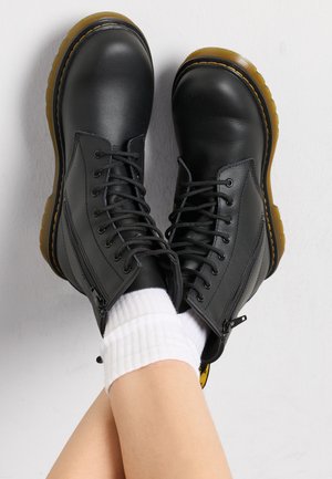 Dr. Martens 1460 Y SOFTY - Botas clássicas de cano curto - black