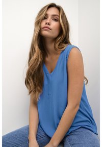 Thumbnail Image 4