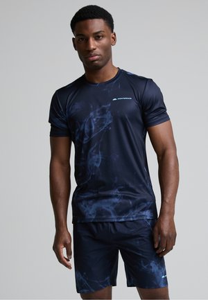 Monterrain, TRANSCEND TEE - T-shirts print - velvet dusk skybound blue