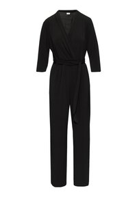 Czarny kombinezon z miękkiego materiału, z dekoltem w serek, rękawami o długości trzy czwarte, paskiem w talii oraz prostymi nogawkami.